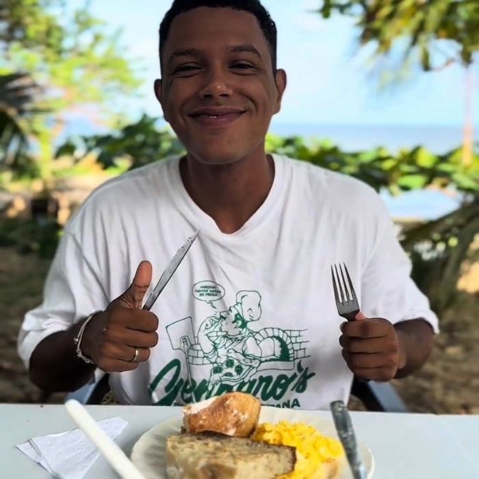 Un espacio lleno de buena energía donde Coco Salvaje te invita a ser parte de su equipo y dejar huella juntos.